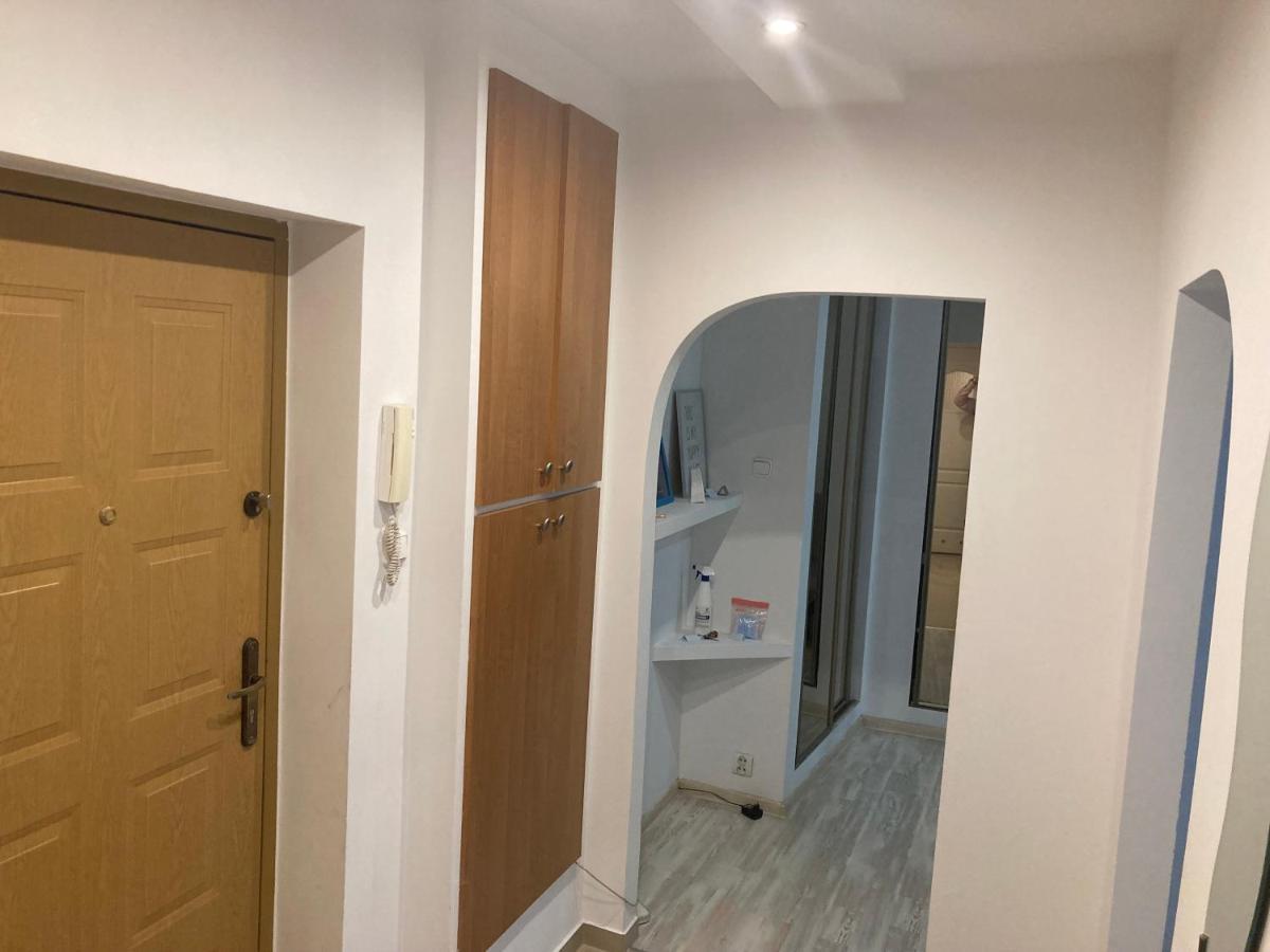 Ferienwohnung Apartament Przy Stadionie Tychy Exterior foto